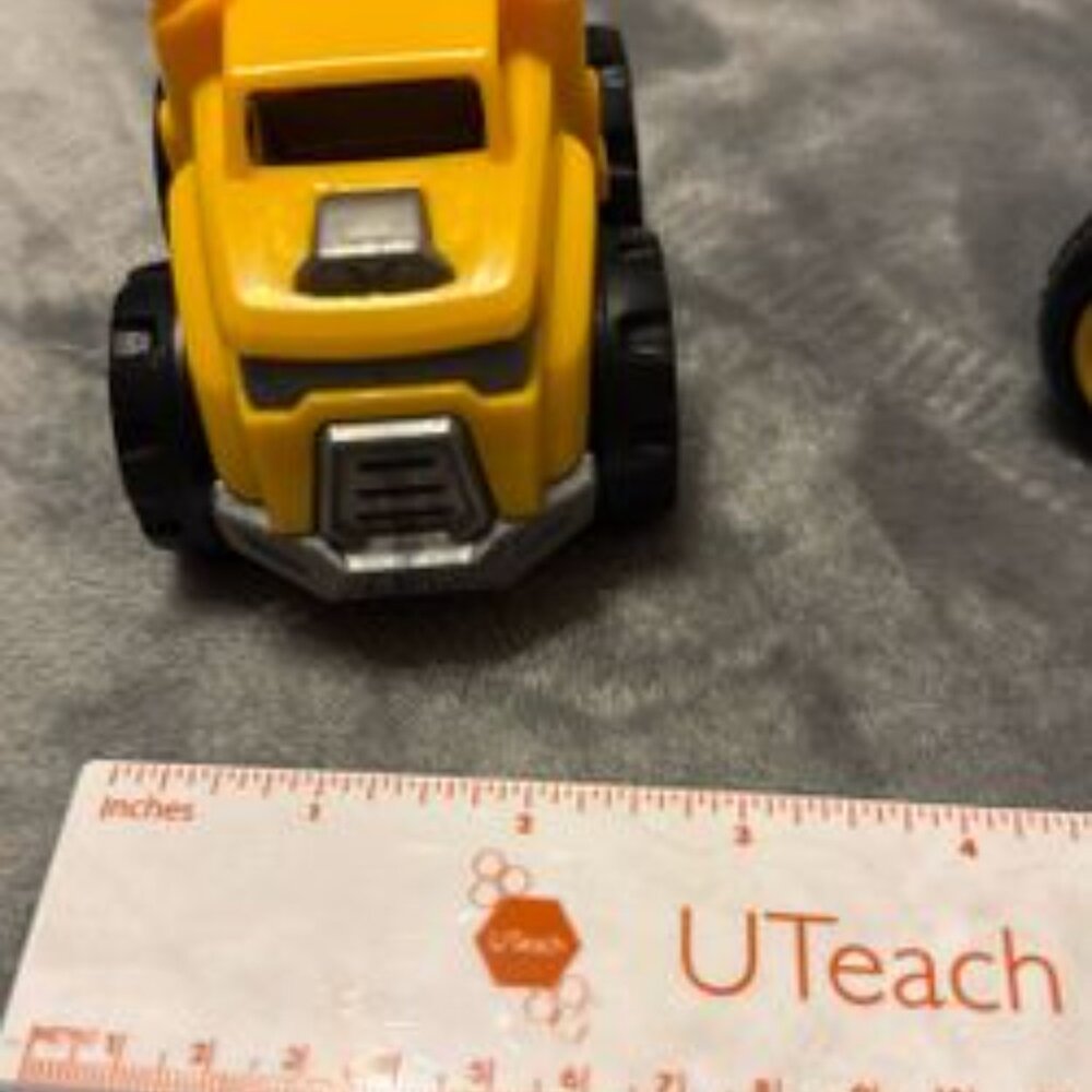 Three Toy Vehicles - Picture 7 of 7